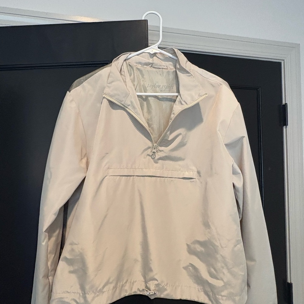 Taylor Swift Women's Cream Half-Zip Anorak Jacket